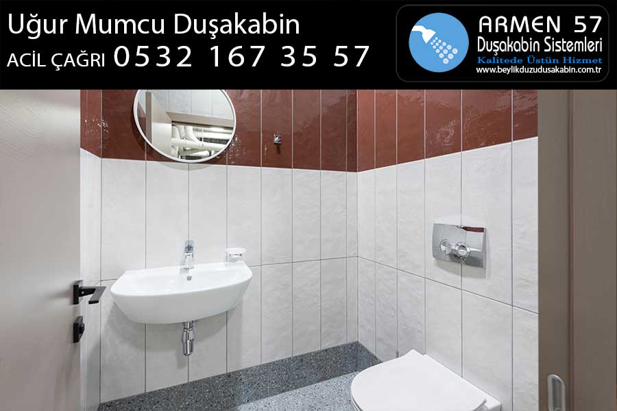 Uğur Mumcu Duşakabin